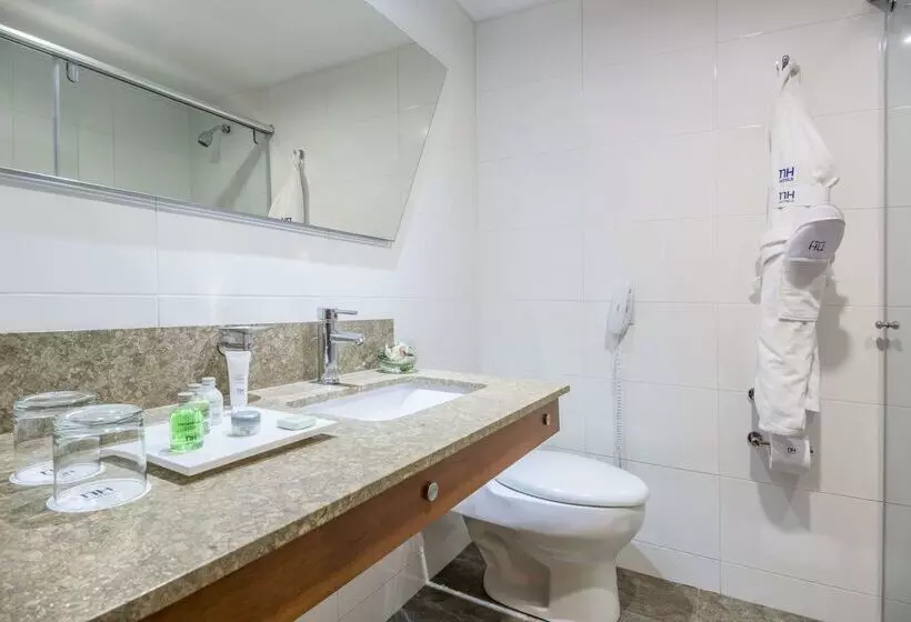 فندق Avani Royal Zona T Bogotá