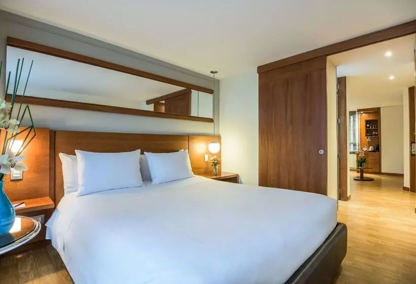 فندق Avani Royal Zona T Bogotá