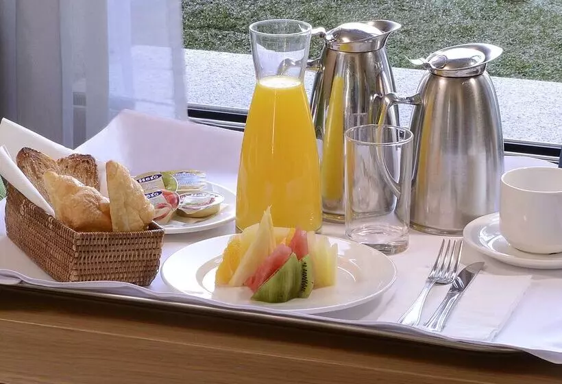 فندق Avani Royal Zona T Bogotá