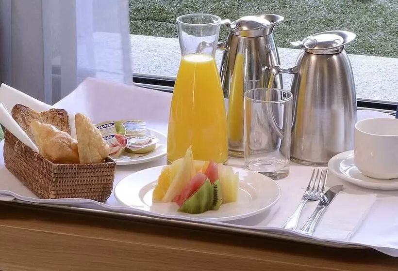 فندق Avani Royal Zona T Bogotá