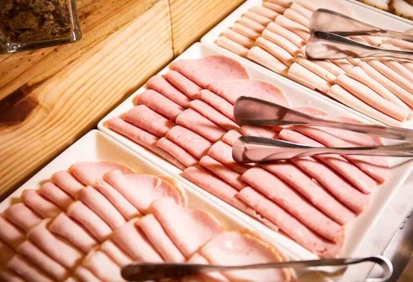 فندق Avani Royal Zona T Bogotá