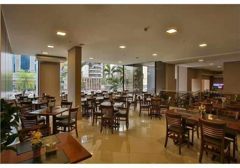 Hotel Paiaguas Palace