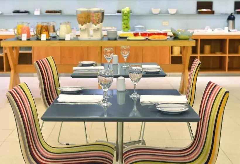 Rochester Hotel Classic