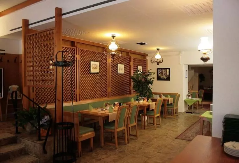 هتل Sachsischer Hof