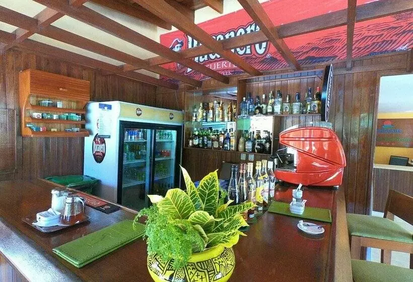 Hotelli Horizontes Rancho San Vicente