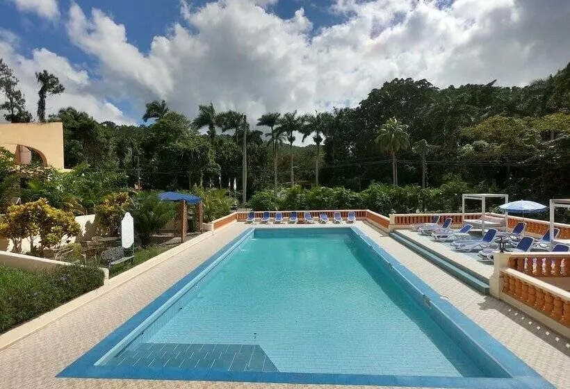 Hotelli Horizontes Rancho San Vicente