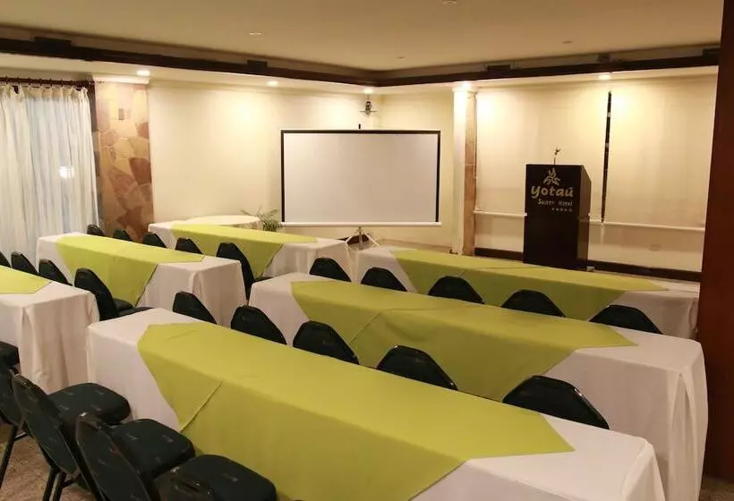 هتل Yotau All Suites