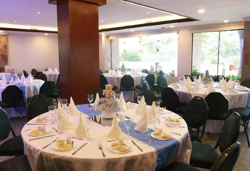 هتل Yotau All Suites