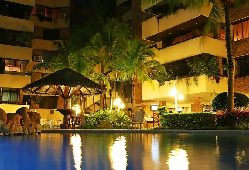 هتل Yotau All Suites