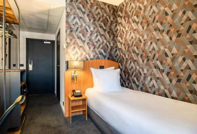 هتل Aris Grand Place