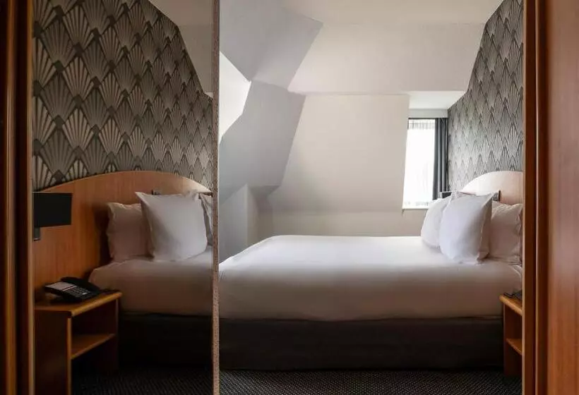 هتل Aris Grand Place