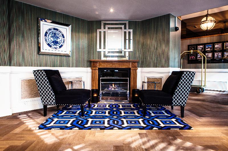 Hotel Carlton Ambassador