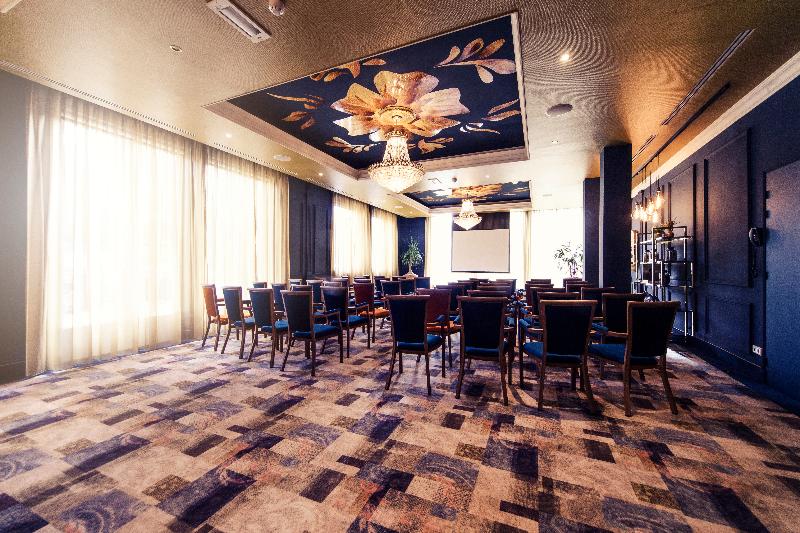 Hotel Carlton Ambassador