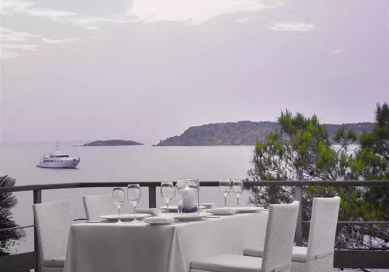 فندق Four Seasons Astir Palace Athens