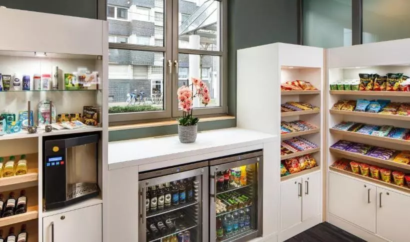 هتل Holiday Inn Düsseldorf  Hafen