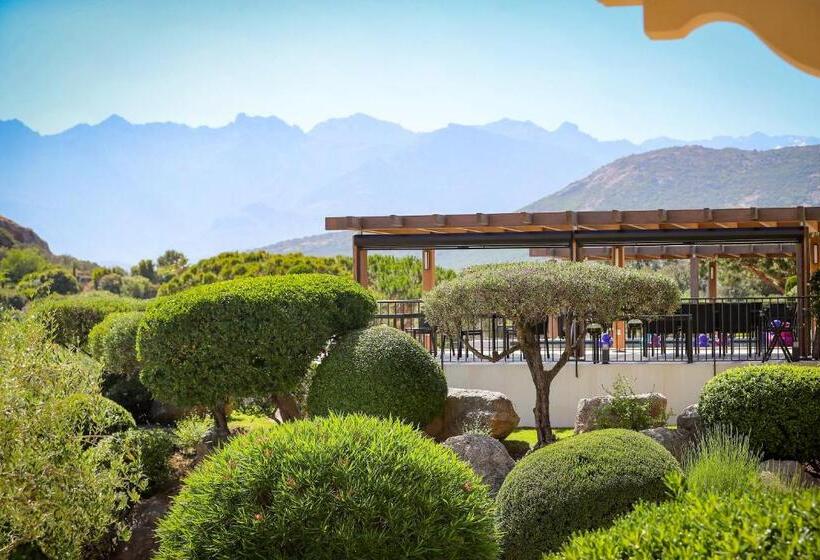 فندق La Villa Calvi