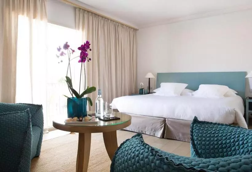 Отель La Villa Calvi