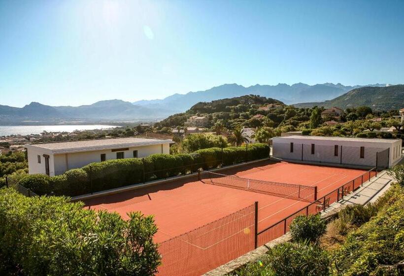 فندق La Villa Calvi