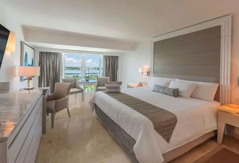 هتل Le Blanc Resort Cancun Adults Only All Inclusive