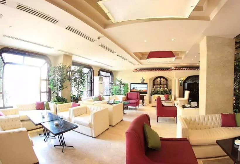 Pyramisa Suites Hotel Cairo