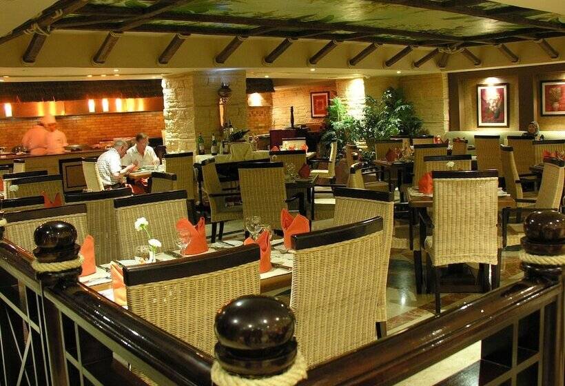 Pyramisa Suites Hotel Cairo