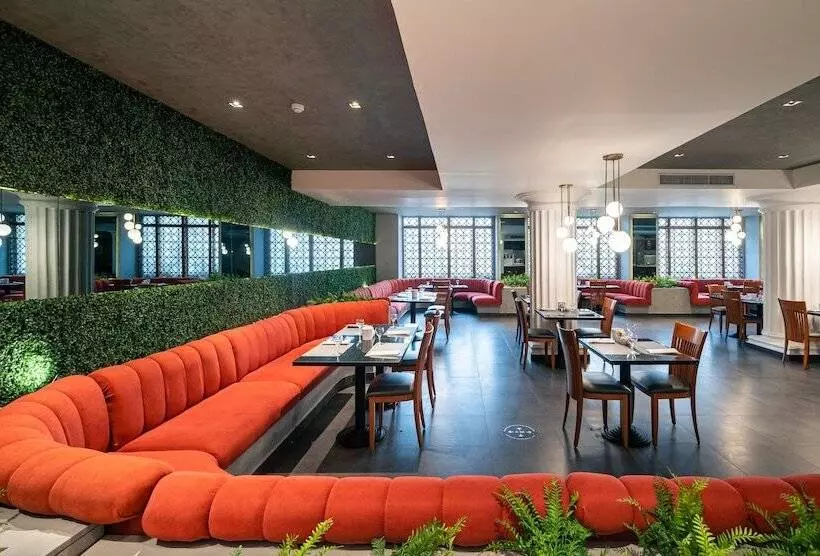 Pyramisa Suites Hotel Cairo