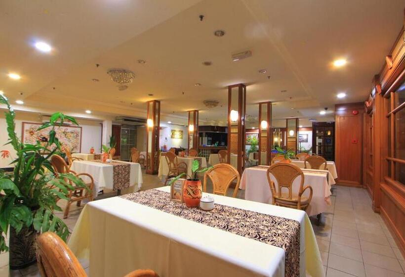 فندق Telang Usan