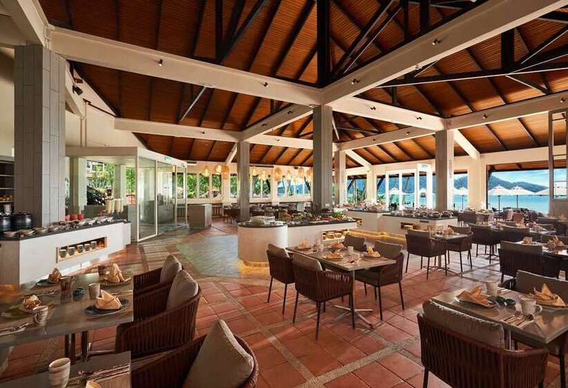 Doubletree By Hilton Damai Laut Resort