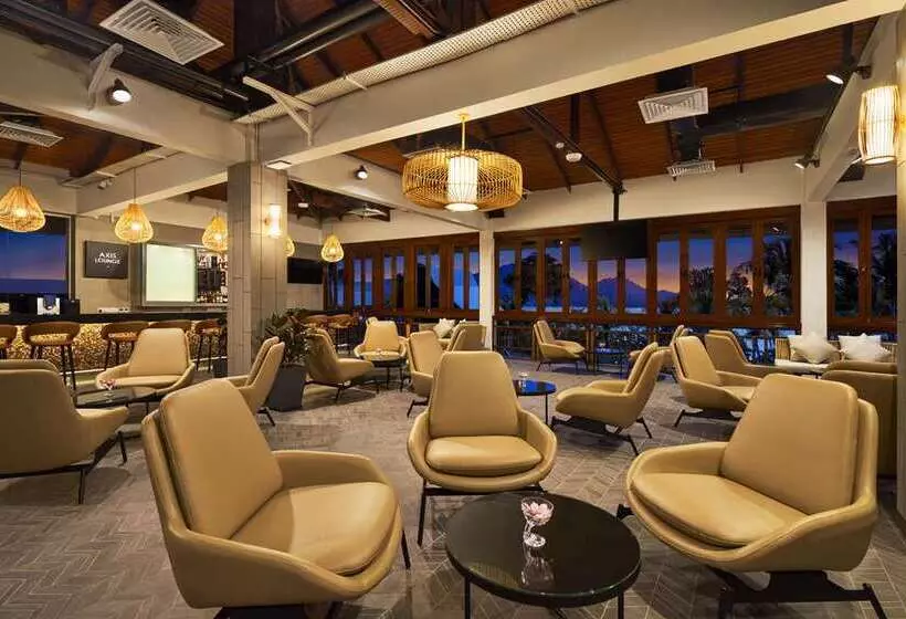 Doubletree By Hilton Damai Laut Resort