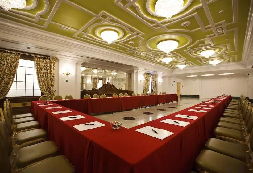 هتل Albani Firenze