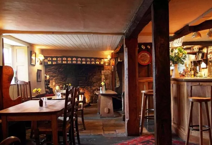 فندق Kings Head Inn