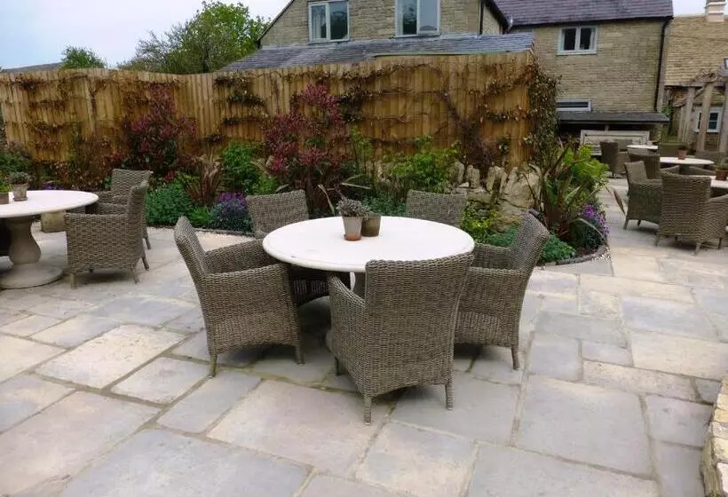 فندق Kings Head Inn