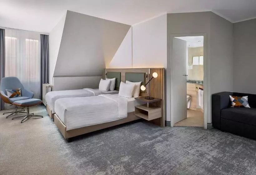 Отель Schwerin Seven Lakes