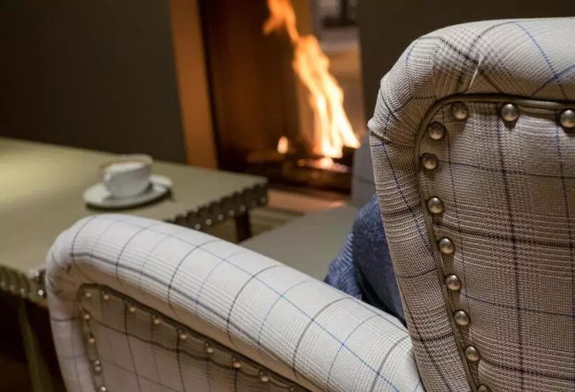 בית מלון כפרי The Grand At Grasmere