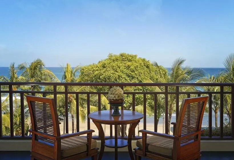 בית מלון כפרי The Legian Seminyak, Bali