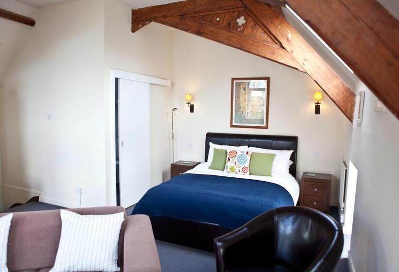 Hotell The Old School