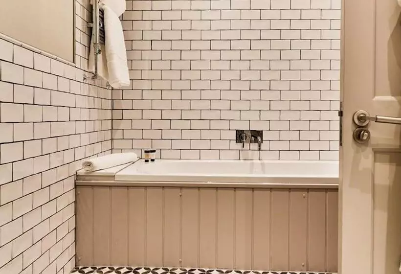 酒店 The Wellington Arms