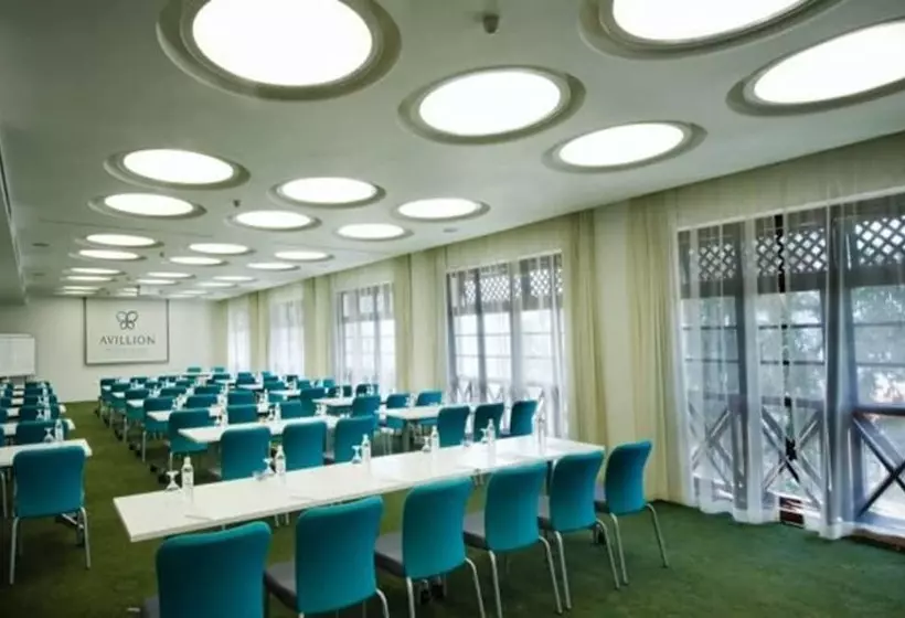 استراحتگاه Avillion Port Dickson