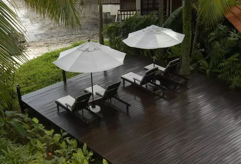 استراحتگاه Avillion Port Dickson