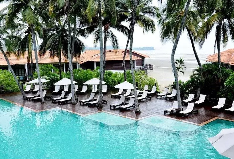 استراحتگاه Avillion Port Dickson