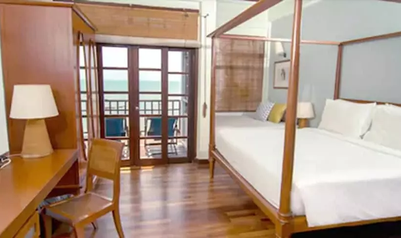 استراحتگاه Avillion Port Dickson