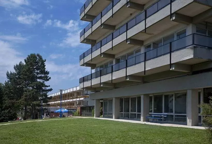 Holiday Hotel Csopak