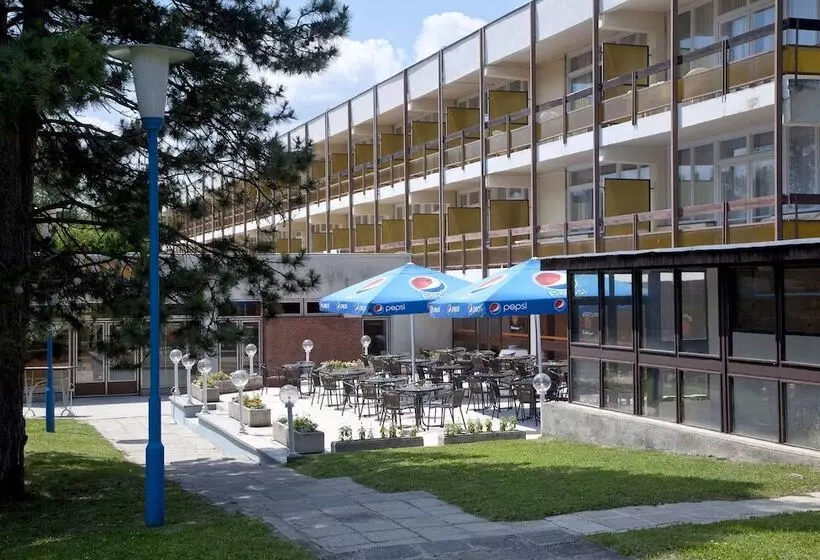 Holiday Hotel Csopak