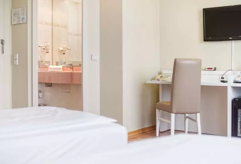 هتل Am Schloß Köpenick By Golden Tulip