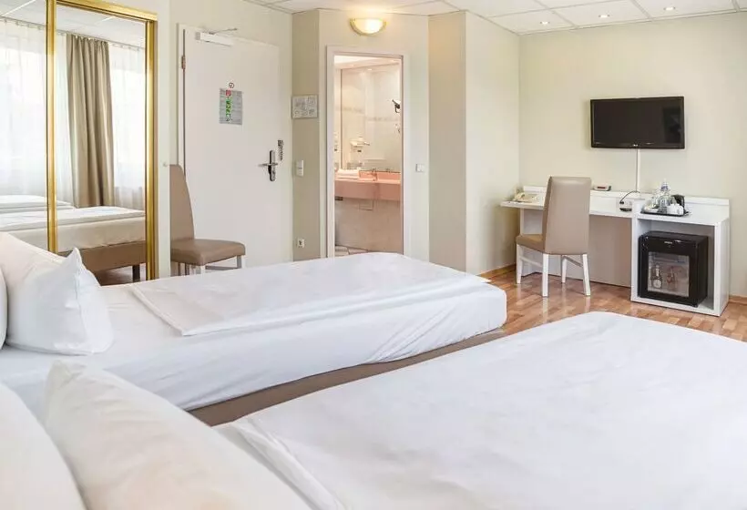 هتل Am Schloß Köpenick By Golden Tulip