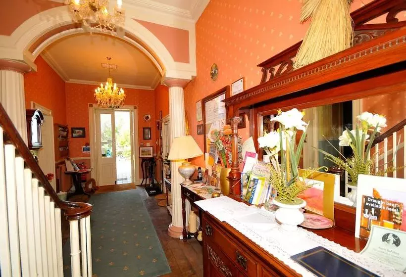 ホテル Edderton Hall Country House