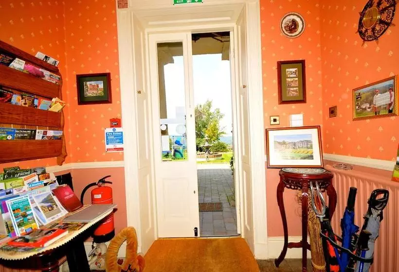 ホテル Edderton Hall Country House