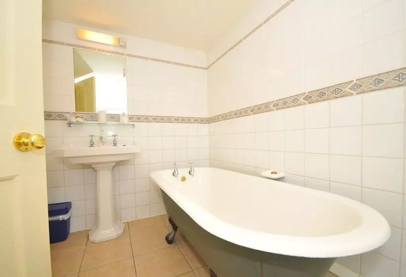 ホテル Edderton Hall Country House