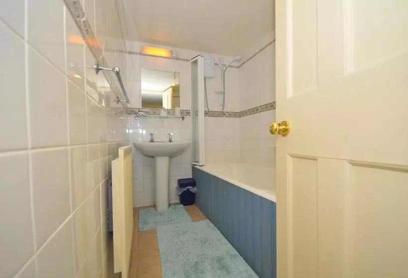 ホテル Edderton Hall Country House