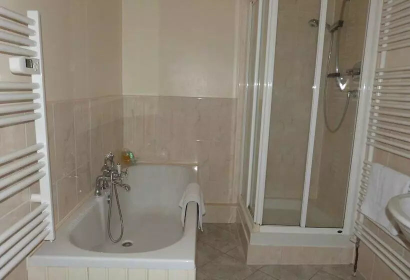 ホテル Edderton Hall Country House